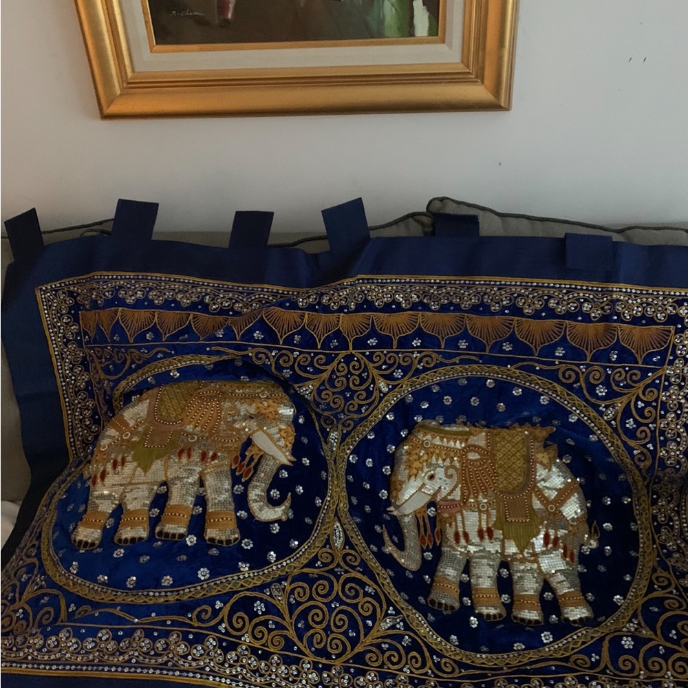 Wall hand made accessories